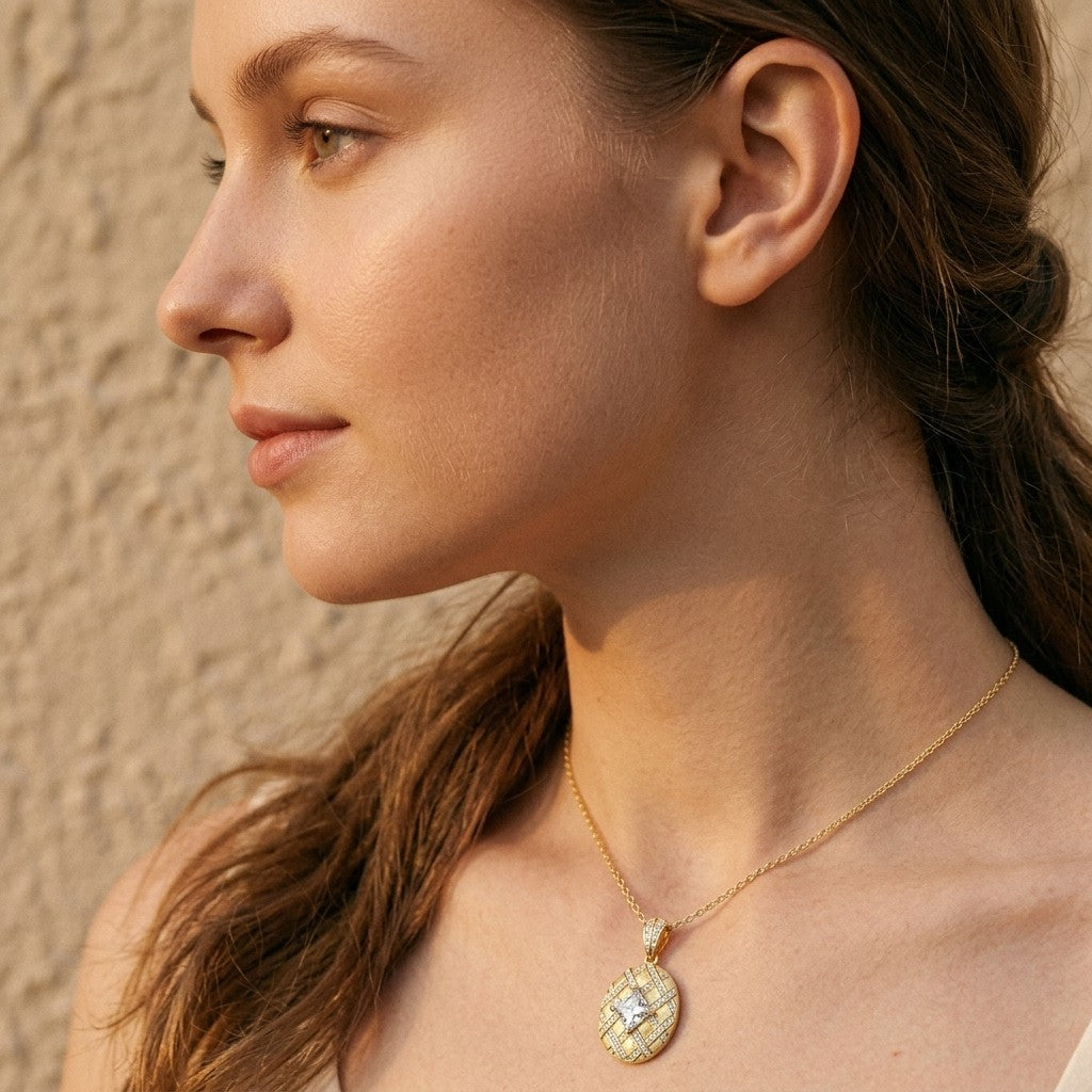 Brushed Lattice Pendant Necklace