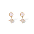 Jacinthe White Shell Starburst Short Earrings