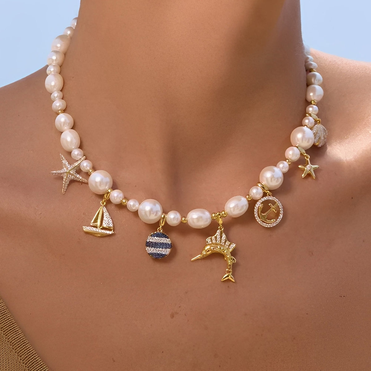 Jania White Pearls Necklace