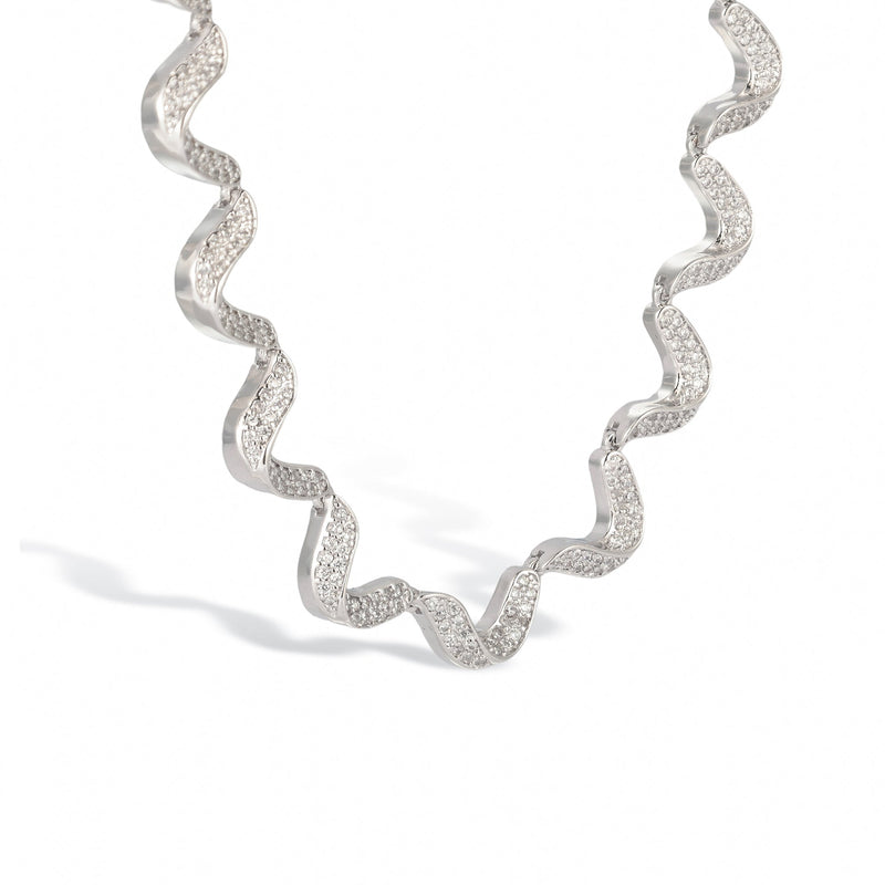 Marlen 14K Gold Wave Necklace