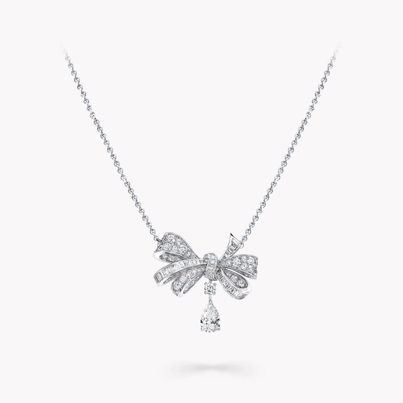 Rayé White Butterfly Necklace
