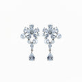 Symétrique White Snowflake Pearl Earrings