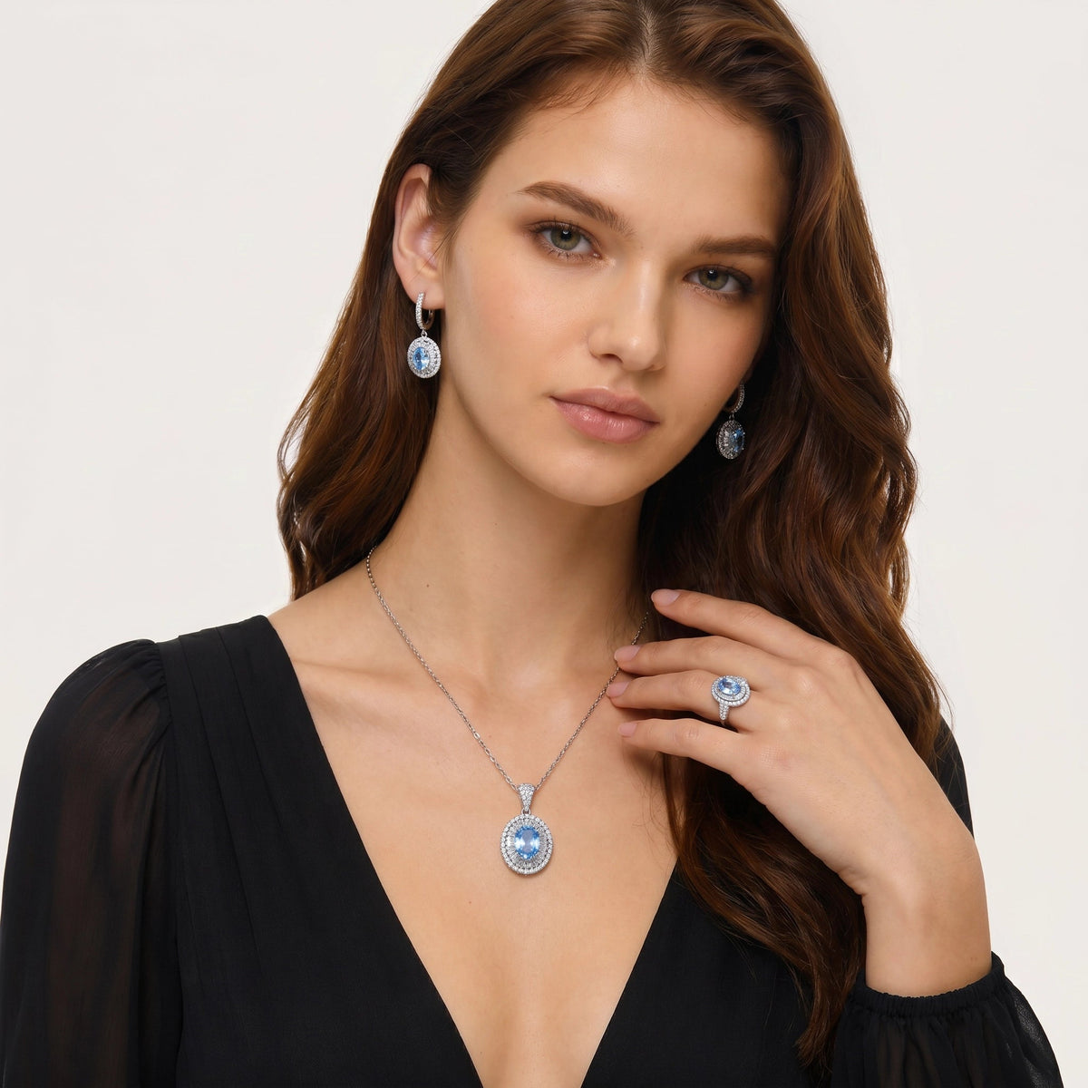 Ulmlind Blue Oval Earrings